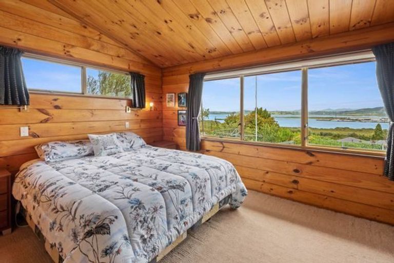 Photo of property in 78 West View Crescent, Onerahi, Whangarei, 0110