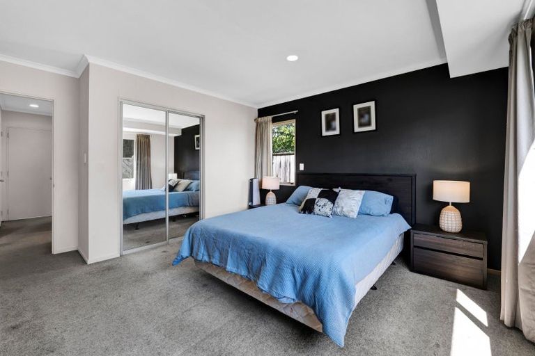 Photo of property in 301 Huatoki Street, Upper Vogeltown, New Plymouth, 4310