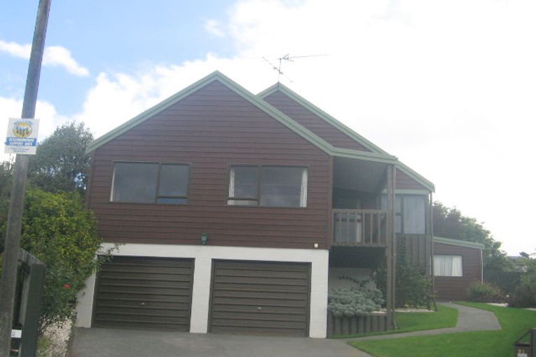 Photo of property in 21 Westpoint Avenue, Harbour View, Lower Hutt, 5010