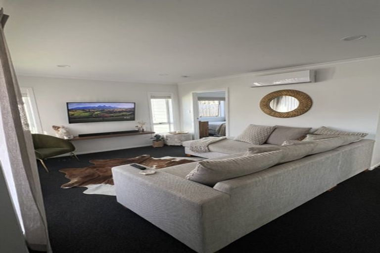 Photo of property in 2/23 Maccallum Court, Rototuna, Hamilton, 3210