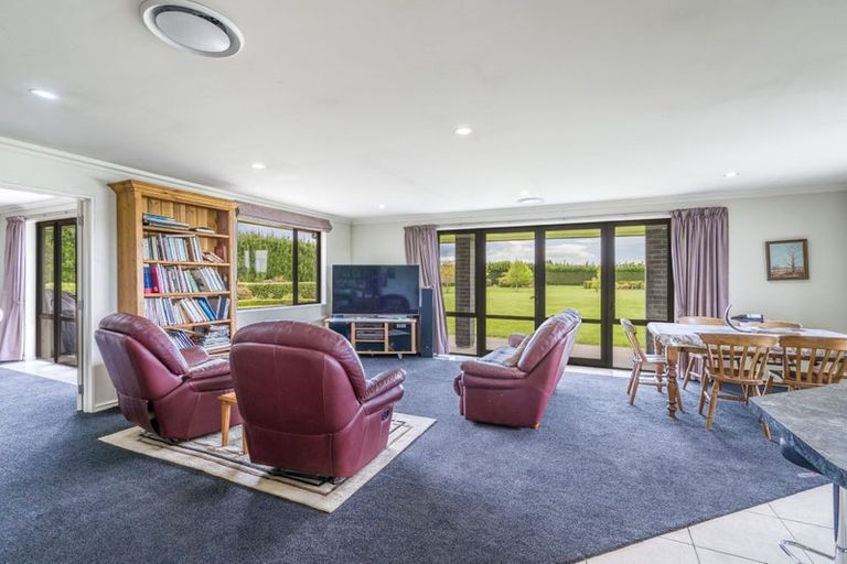 Photo of property in 115 Mill Road South, Seaward Bush, Invercargill, 9871