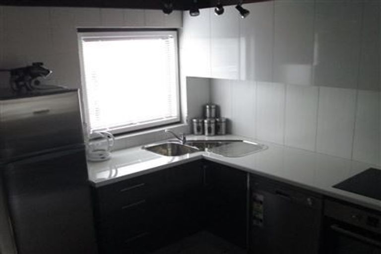 Photo of property in 1/33 Newbridge Place, Ilam, Christchurch, 8041