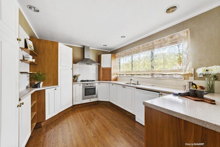 Photo of property in 76 Cortina Avenue, Johnsonville, Wellington, 6037