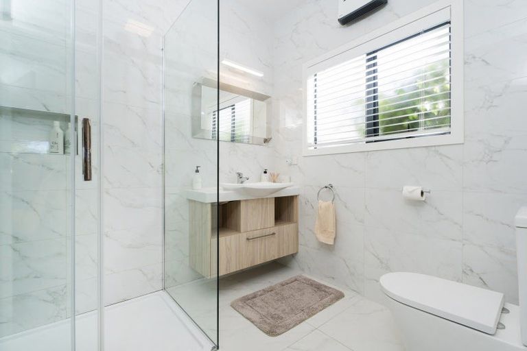 Photo of property in 102 South Highway East, Whitianga, 3510