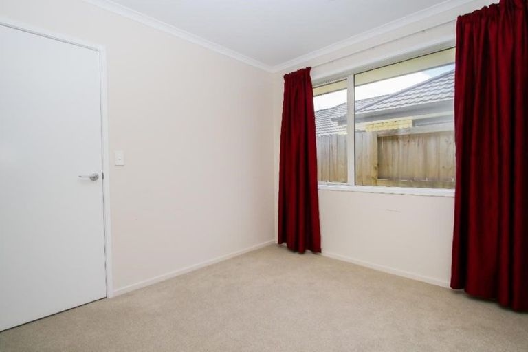 Photo of property in 14 Teatree Close, Huntington, Hamilton, 3210