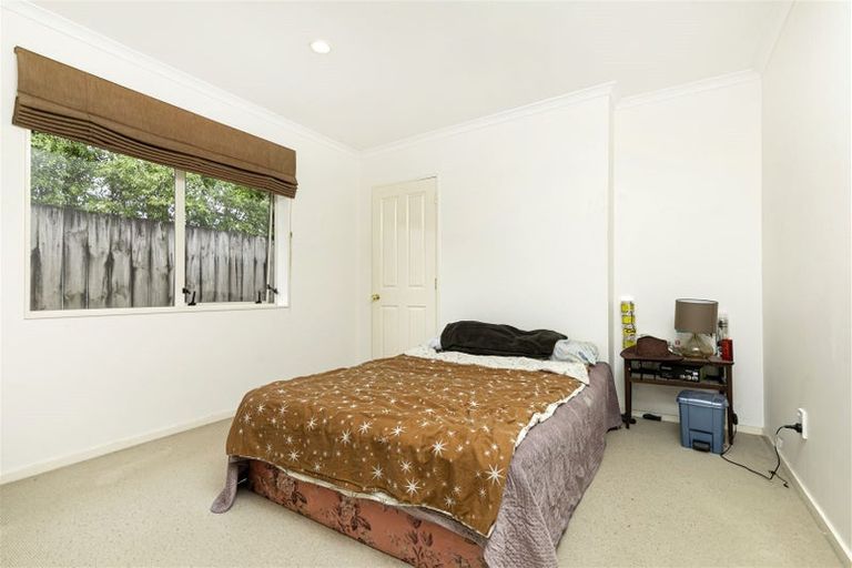 Photo of property in 79a Sturges Road, Henderson, Auckland, 0612