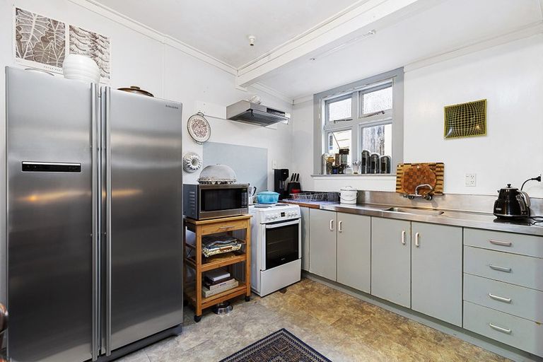 Photo of property in 16 Morton Street, Berhampore, Wellington, 6023