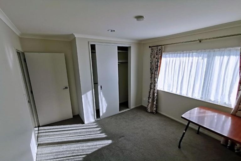 Photo of property in 12 Creda Road, Wattle Downs, Auckland, 2103