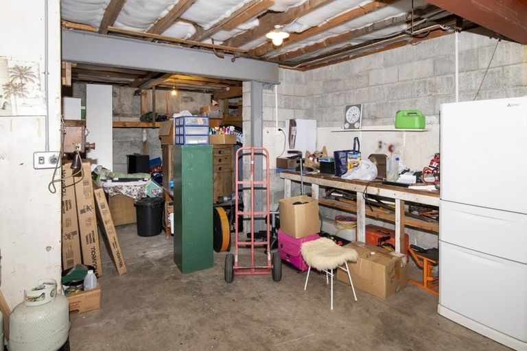 Photo of property in 8 O'rourke Place, Otaki Beach, Otaki, 5512