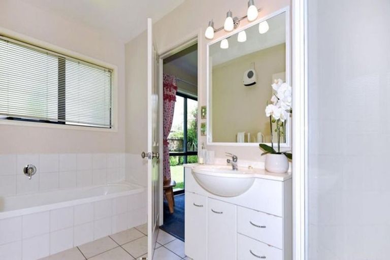 Photo of property in 8 Edmund Storr Road, Halswell, Christchurch, 8025