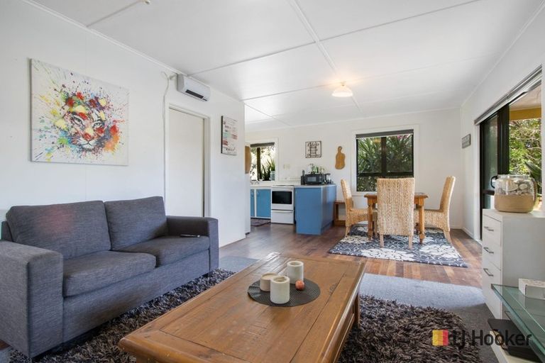 Photo of property in 50 Hillview Road, Waihi Beach, 3611