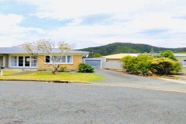 Photo of property in 4b Davies Street, Regent, Whangarei, 0112