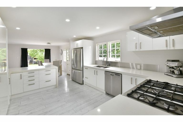 Photo of property in 11a Milton Road, Orewa, 0931