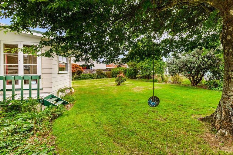 Photo of property in 17 Greenock Road, Ranui, Auckland, 0612