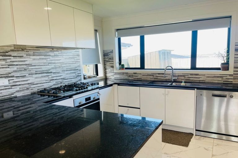 Photo of property in 2/337 Horsham Downs Road, Hamilton