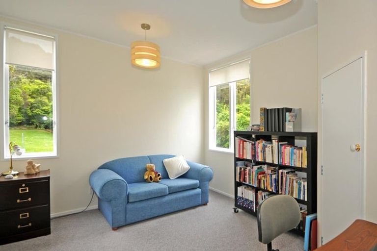 Photo of property in 50 Rawhiti Street, Stokes Valley, Lower Hutt, 5019