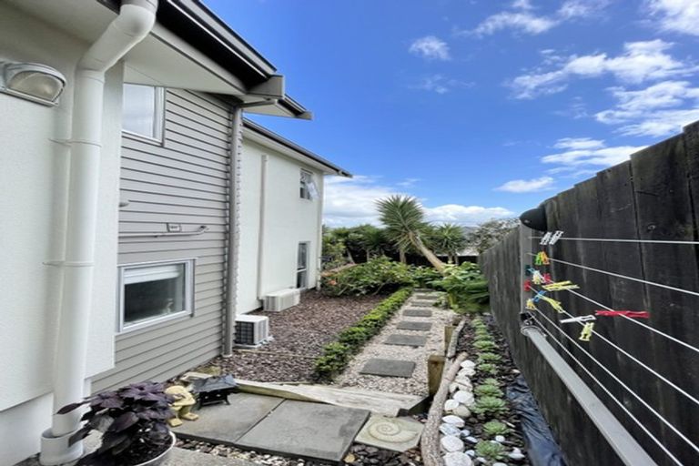 Photo of property in 68 Oakway Drive, Schnapper Rock, Auckland, 0632