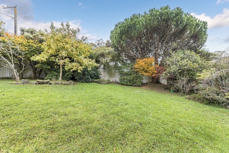 Photo of property in 11a Wakefield Terrace, Tawa, Wellington, 5028