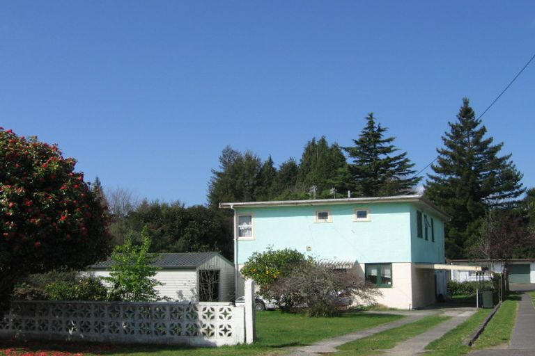 Photo of property in 10 Wharepaina Crescent, Springfield, Rotorua, 3015