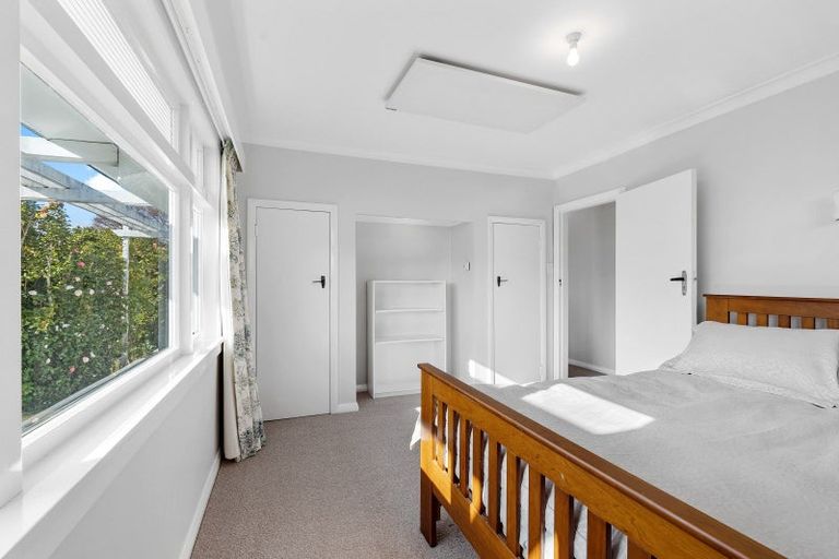 Photo of property in 70 Jickell Street, Hokowhitu, Palmerston North, 4410