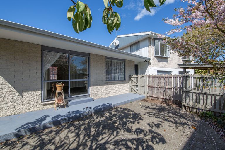 Photo of property in 30 Claridges Road, Casebrook, Christchurch, 8051