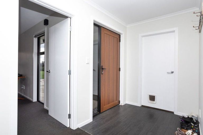 Photo of property in 34 Cowper Road, Dannevirke, 4930