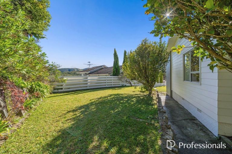 Photo of property in 13 Christchurch Crescent, Kelson, Lower Hutt, 5010