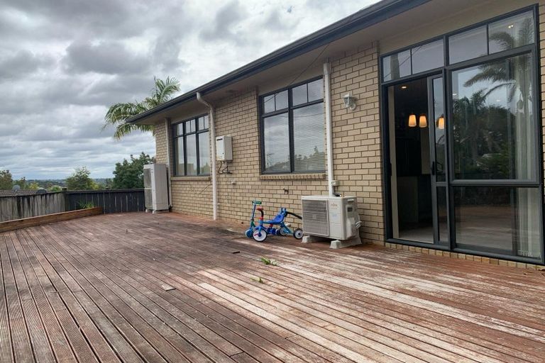 Photo of property in 3 Stroud Place, Henderson, Auckland, 0612