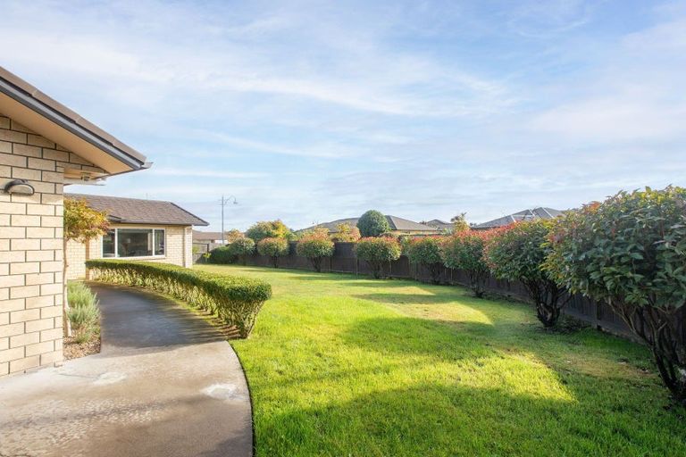 Photo of property in 1 Whitney Place, Rototuna North, Hamilton, 3210