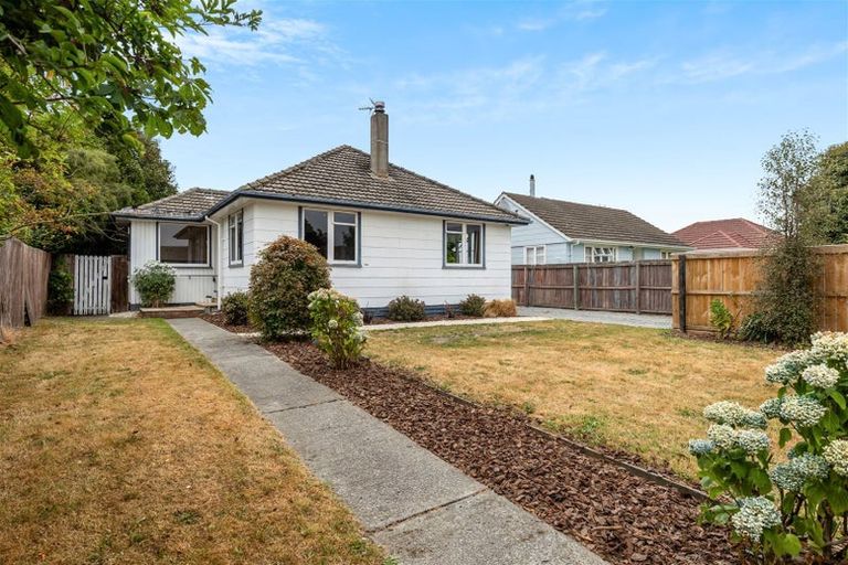 Photo of property in 10 Hillary Crescent, Upper Riccarton, Christchurch, 8041