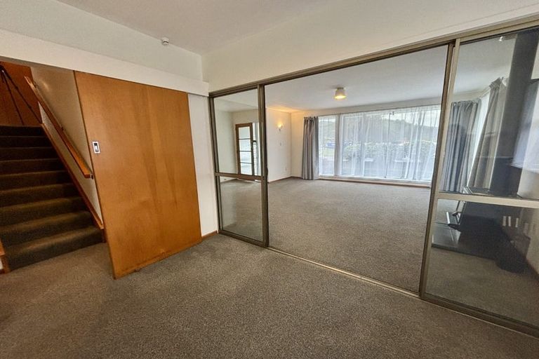 Photo of property in Nelson Square, Picton, 7220