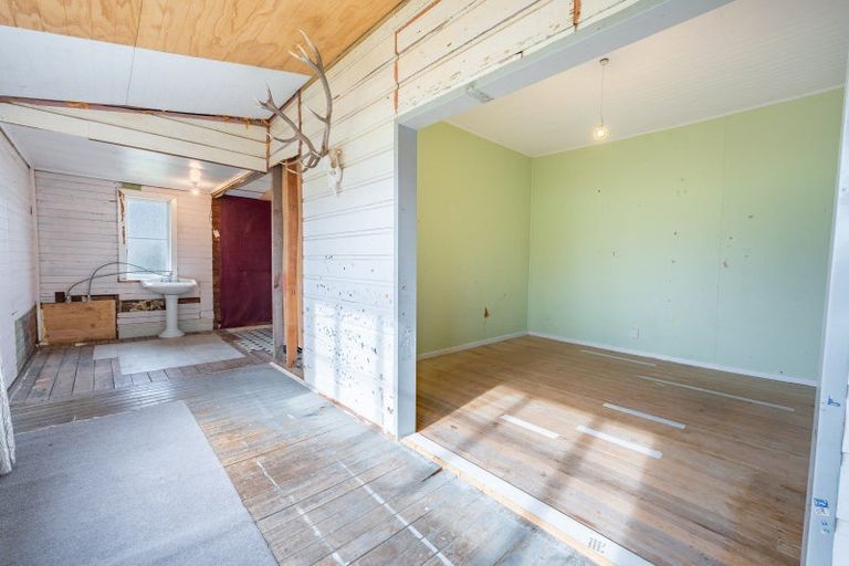 Photo of property in 9 Queen Street, Albury, Cave, 7984