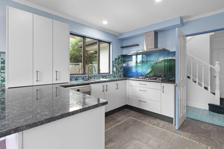 Photo of property in 35 Nielsen Gardens, Rototuna, Hamilton, 3210