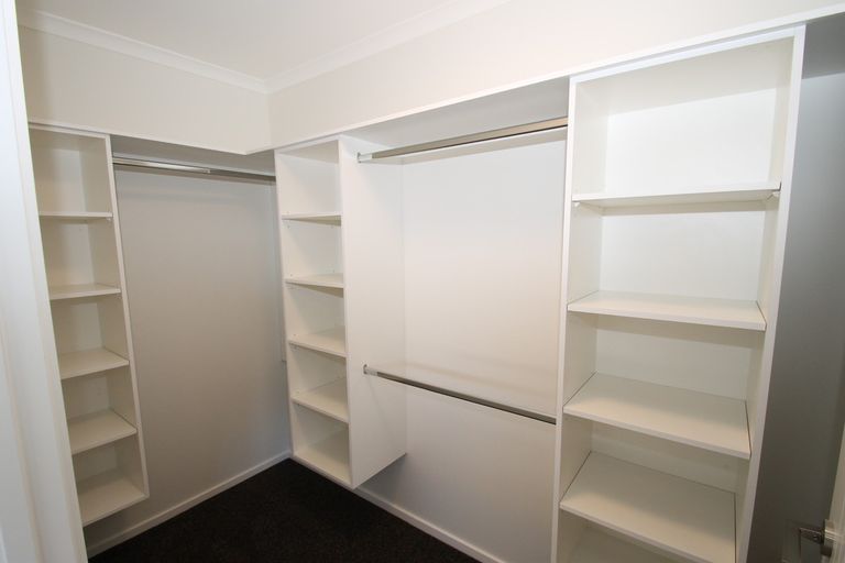 Photo of property in 33 Silver Springs Boulevard, Mosgiel, 9024