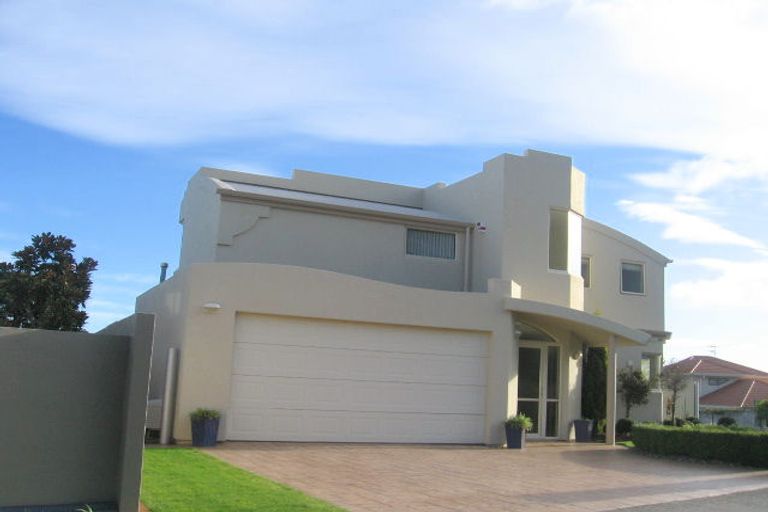 Photo of property in 134a Eskdale Road, Papakowhai, Porirua, 5024