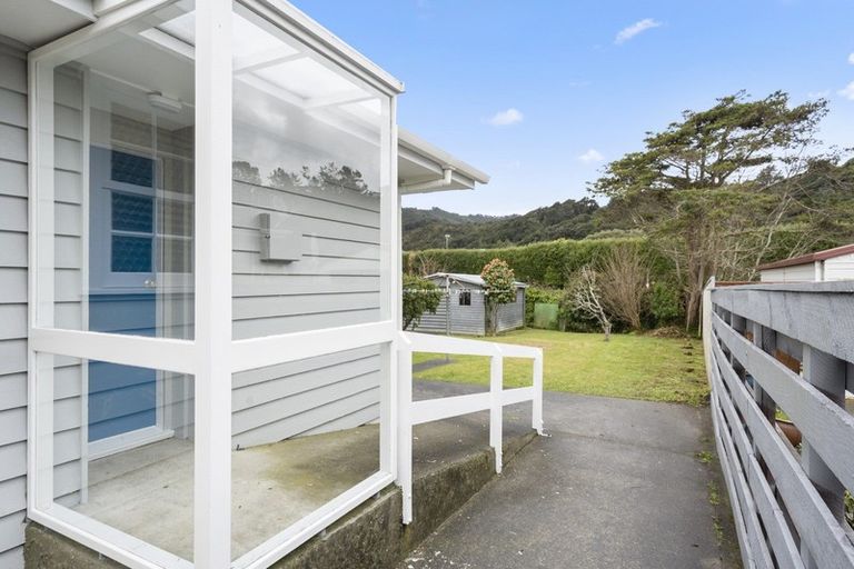 Photo of property in 89b Main Road, Wainuiomata, Lower Hutt, 5014