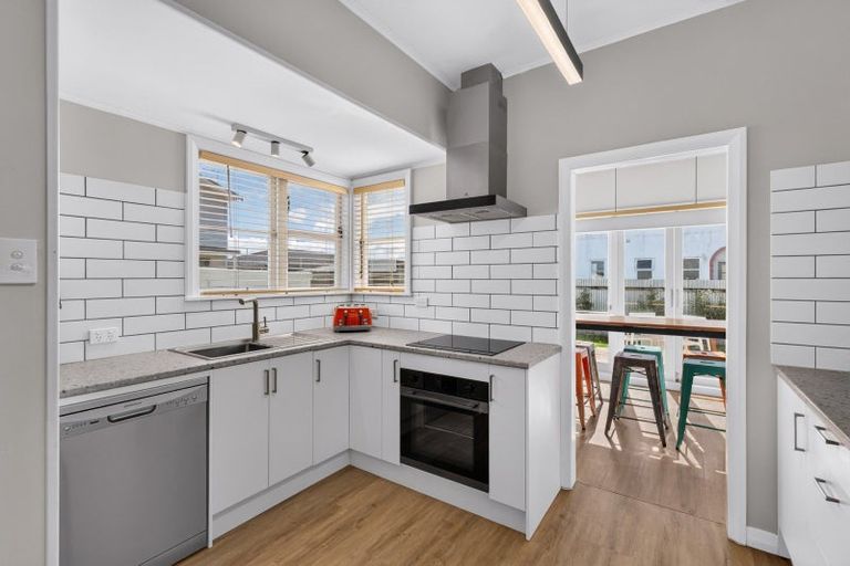 Photo of property in 1 Lowry Terrace, Marewa, Napier, 4110