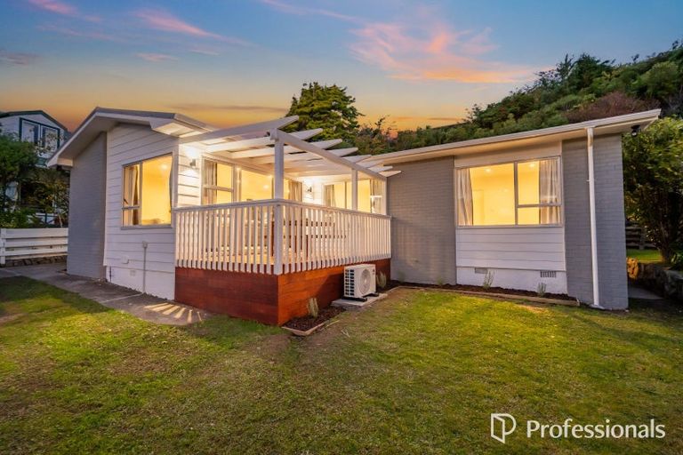 Photo of property in 13 Christchurch Crescent, Kelson, Lower Hutt, 5010