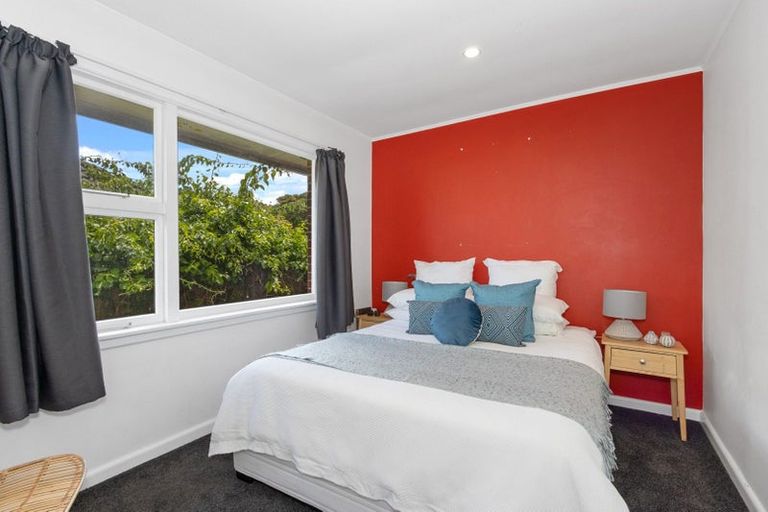 Photo of property in 235 Greers Road, Bryndwr, Christchurch, 8053