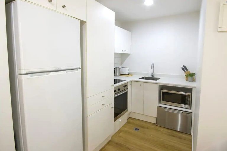 Photo of property in 8/8 Clayton Street, Newmarket, Auckland, 1023