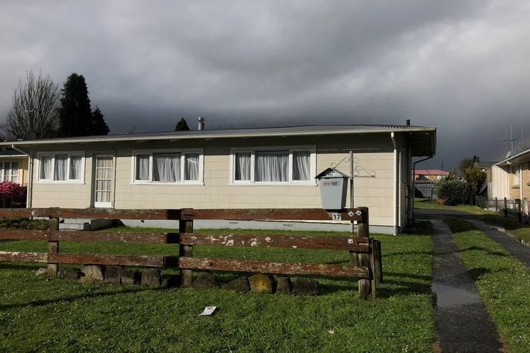 Photo of property in 17 Paraonui Road, Tokoroa, 3420