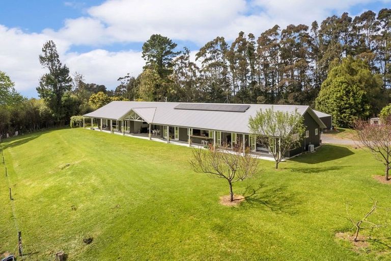Photo of property in 245 Wharawhara Road, Tahawai, Katikati, 3178
