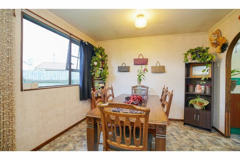 Photo of property in 94 Dunbeath Crescent, Kew, Invercargill, 9812