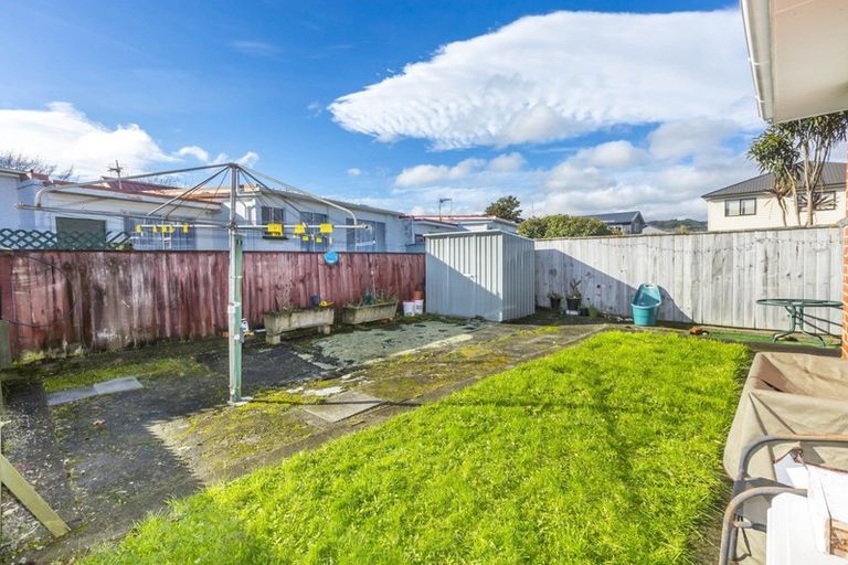 Photo of property in 4/13 Sutherland Avenue, Silverstream, Upper Hutt, 5019
