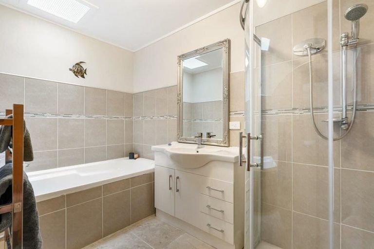 Photo of property in 8a Weiti Road, Orewa, 0931