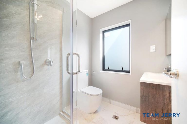 Photo of property in 3/32 Sunlands Drive, Manurewa, Auckland, 2102