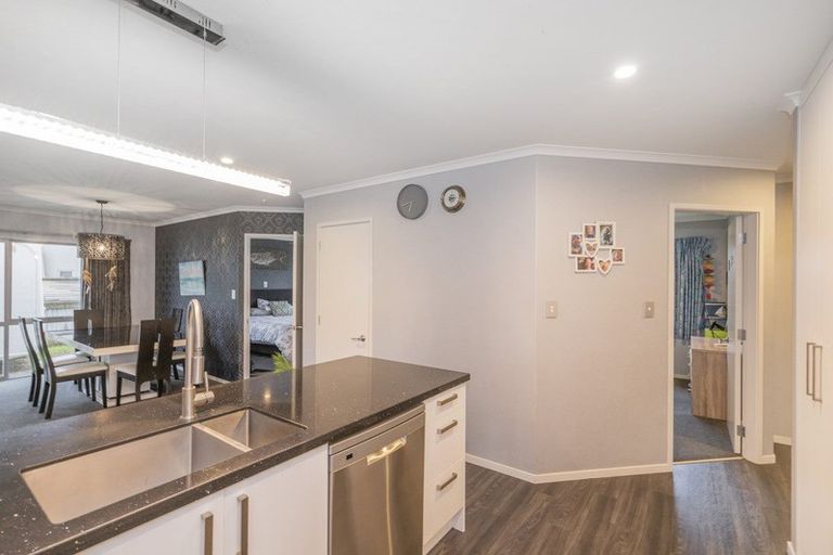 Photo of property in 36 Carina Way, Whitianga, 3510