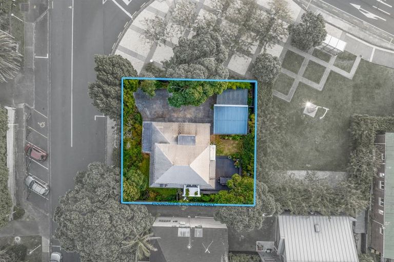 Photo of property in 2a Hauraki Road, Hauraki, Auckland, 0622