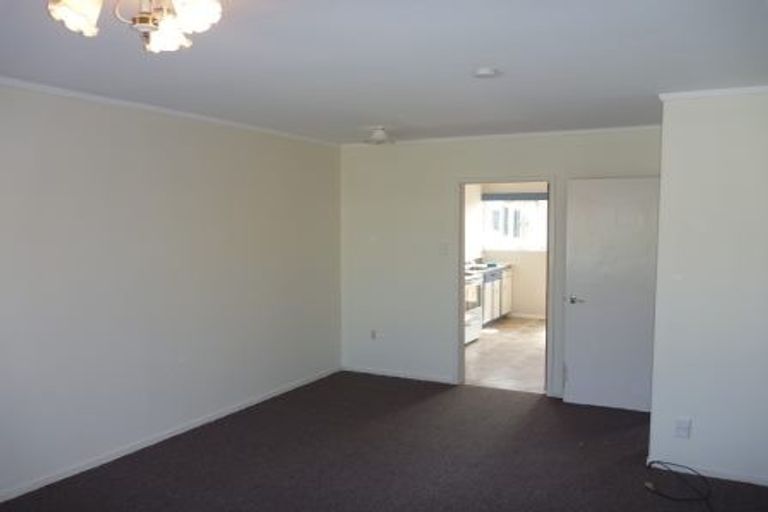 Photo of property in 6/7 Lydia Avenue, Northcote, Auckland, 0627