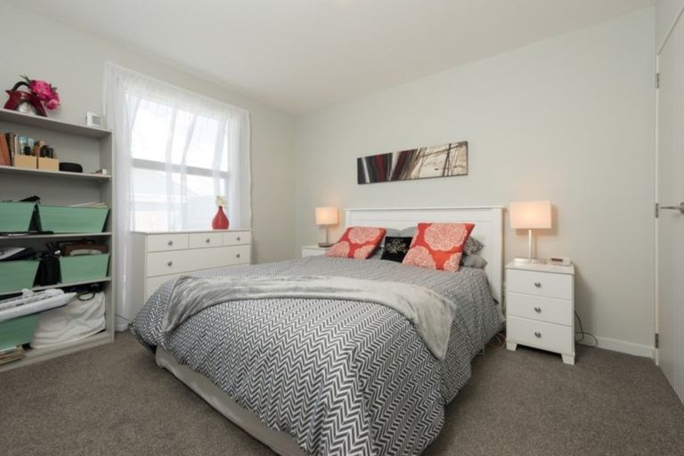 Photo of property in 5 Coutts Street, Papamoa Beach, Papamoa, 3118